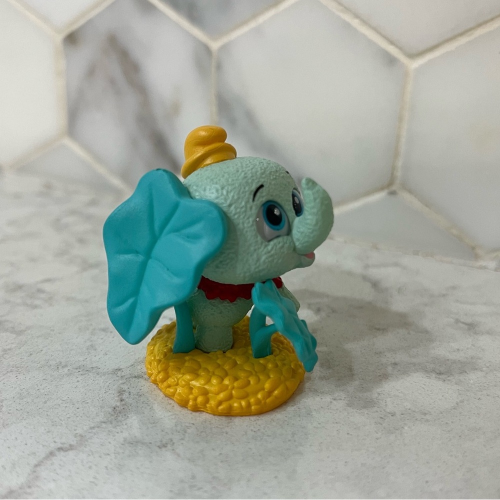 Disney Doorable - Dumbo - In Bloom - Picture 2 of 7